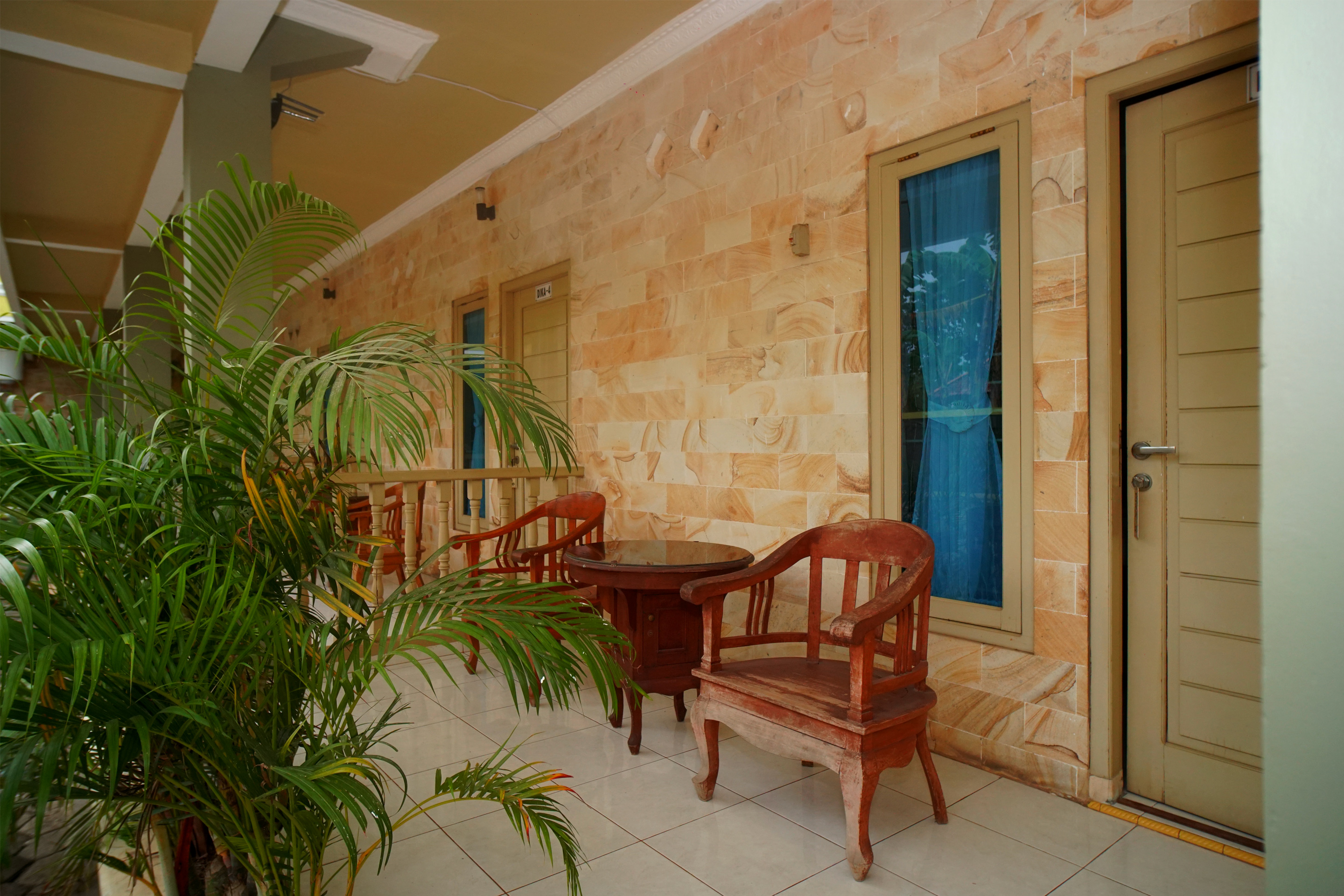 Urbanview Hotel Nugraha Palembang by RedDoorz