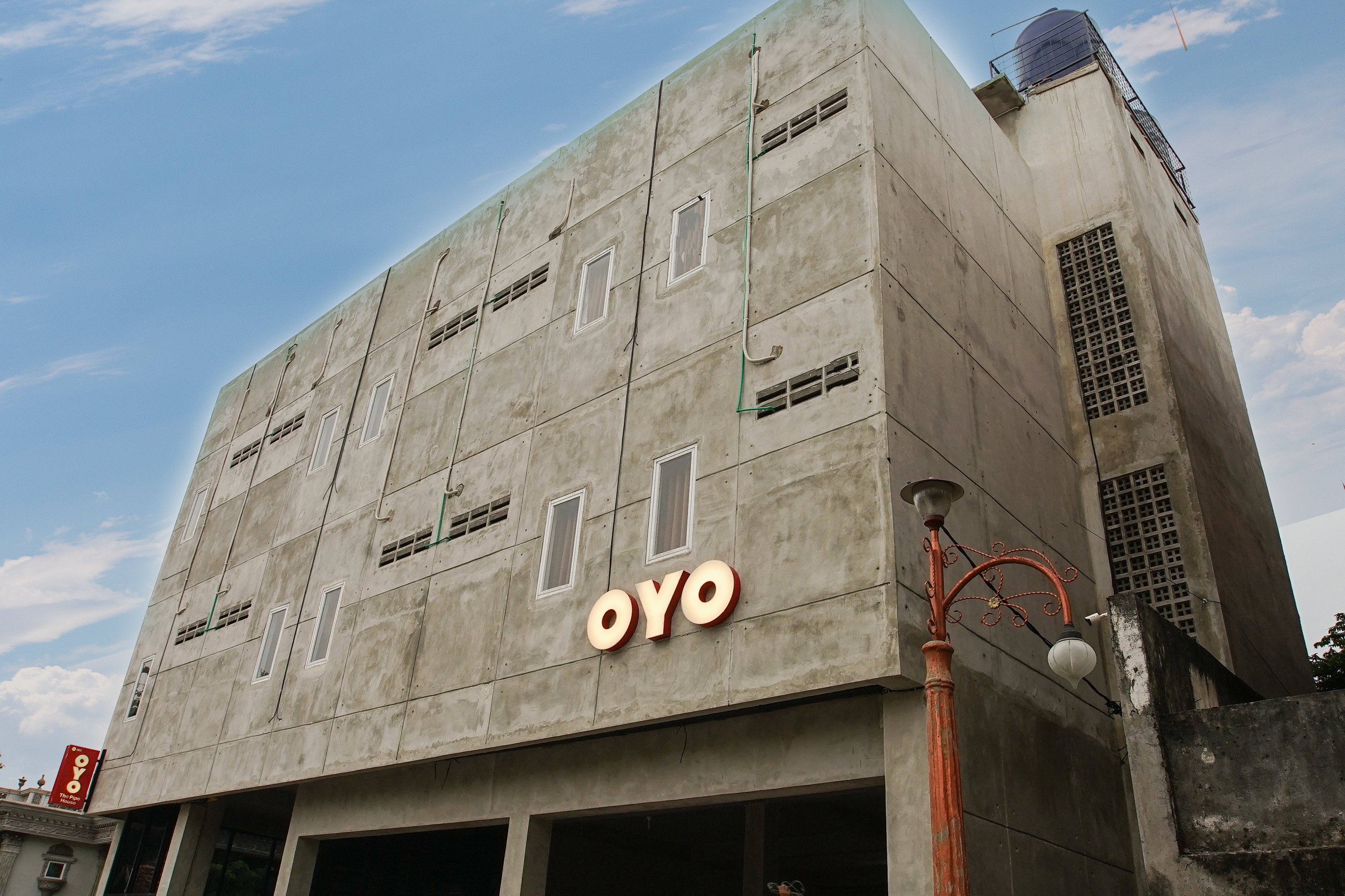 OYO 183 The Pipe House