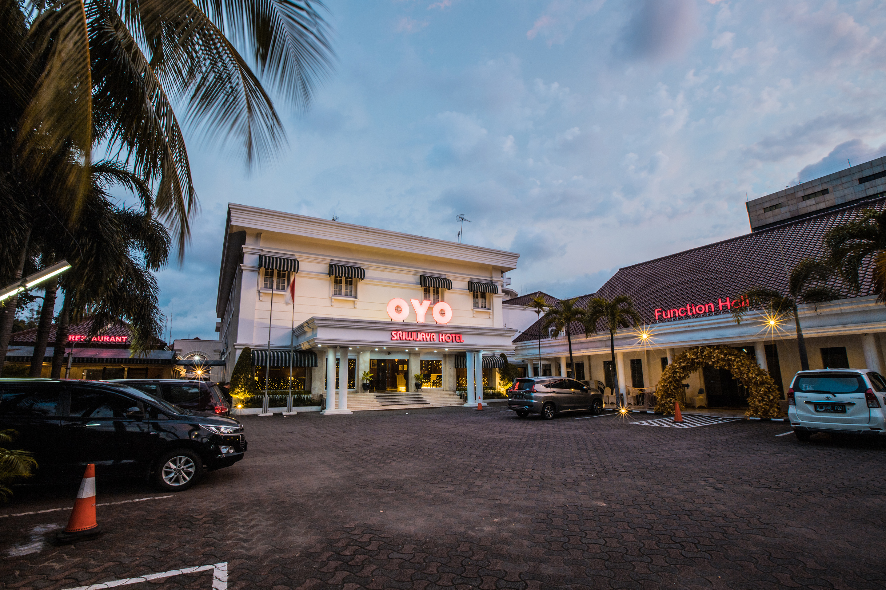 OYO 184 Grand Putri Sriwijaya
