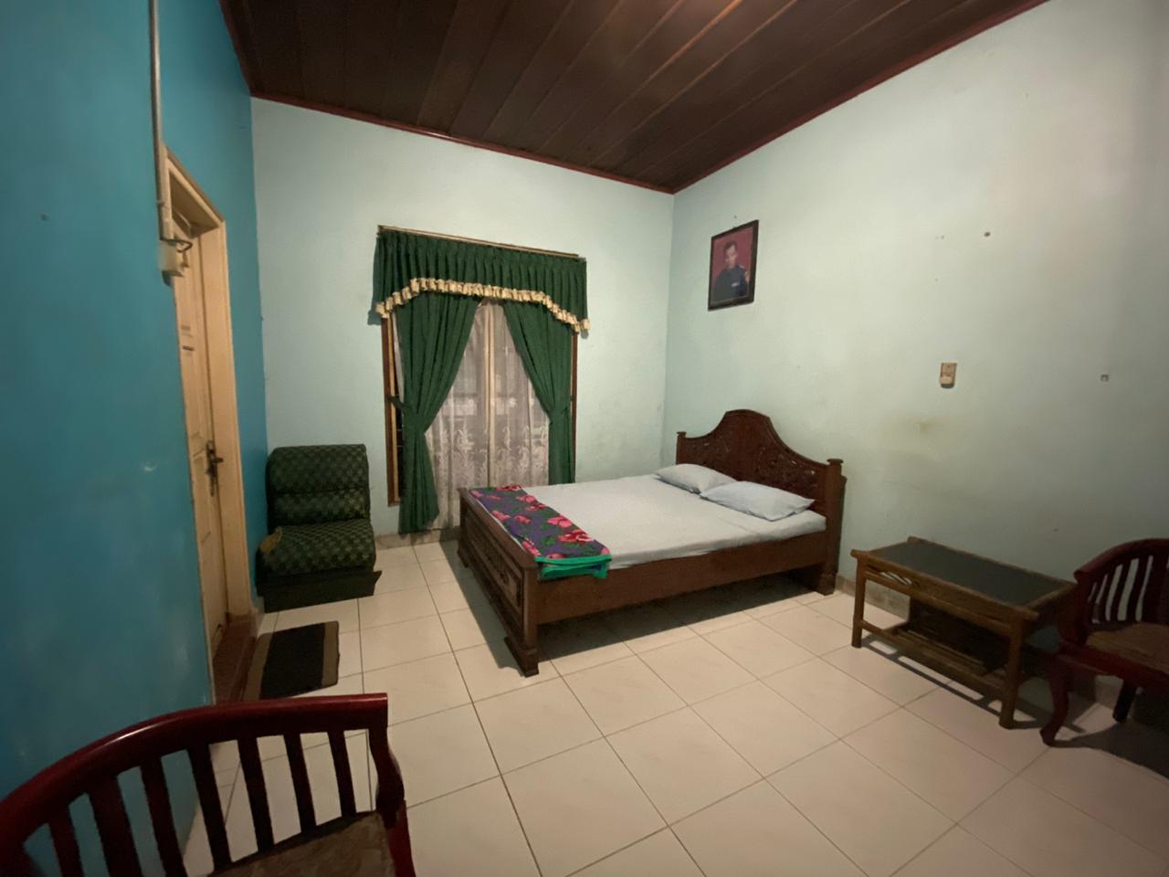 Oyo 3205 Penginapan Mikial Ismi Kayuagun