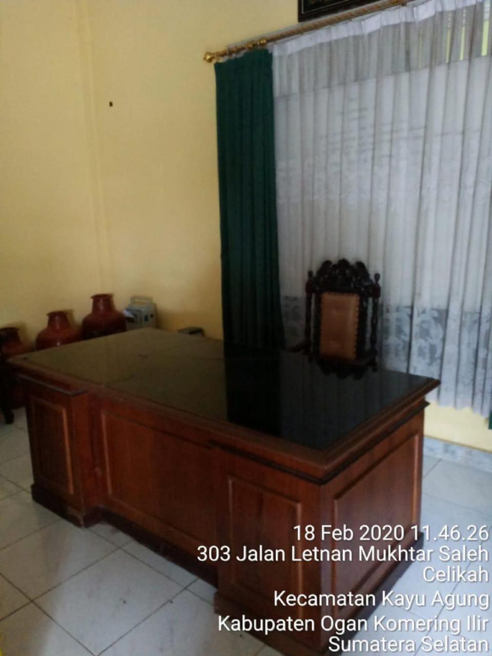 Oyo 3205 Penginapan Mikial Ismi Kayuagun