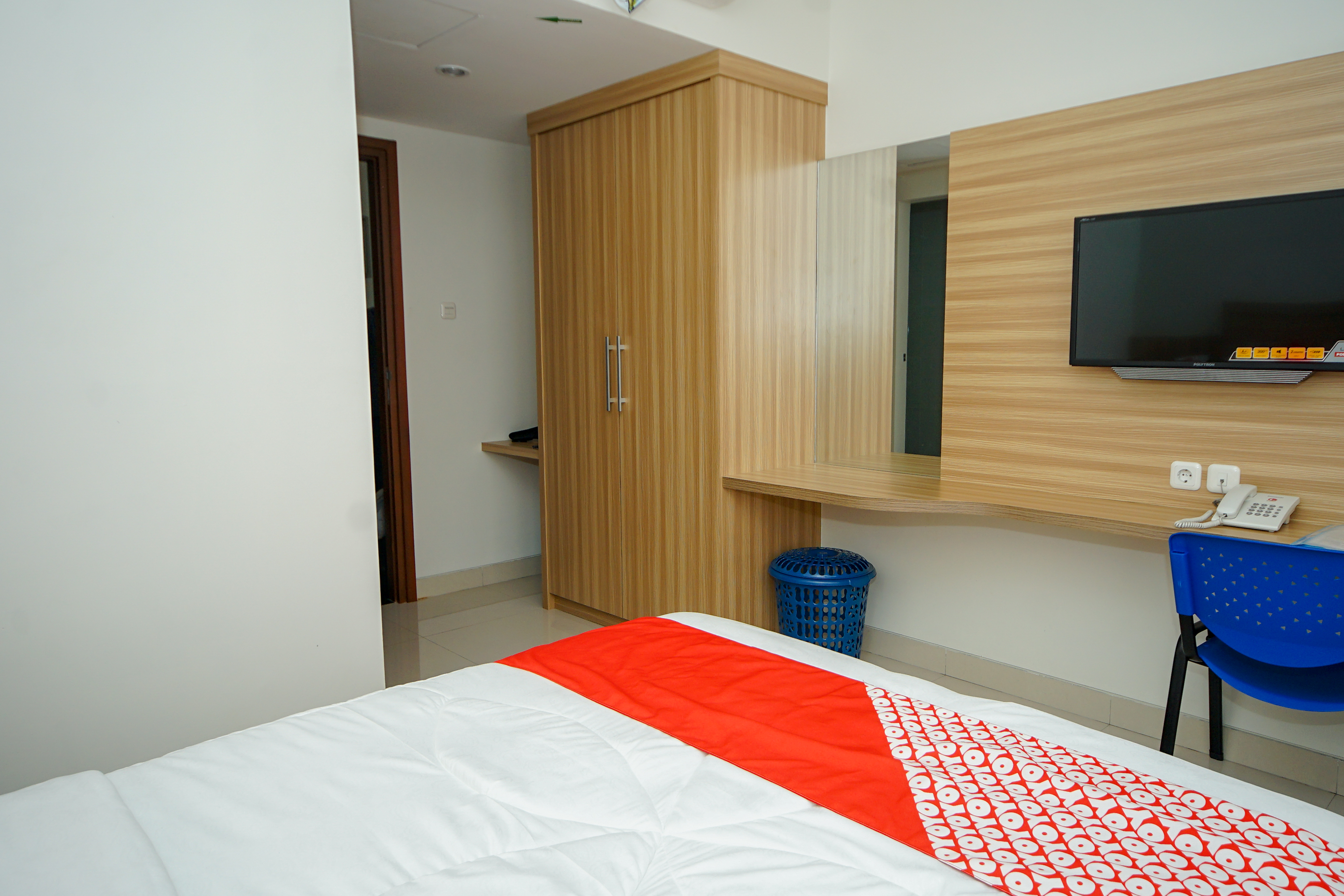 OYO 330 Diamond Executive Kost