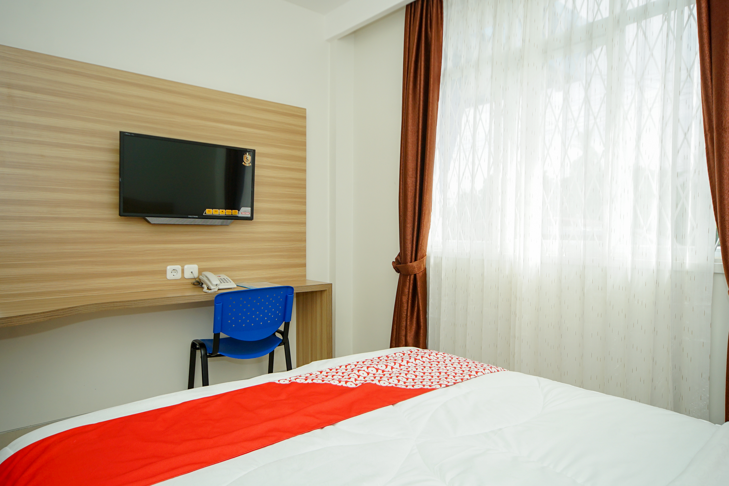 OYO 330 Diamond Executive Kost