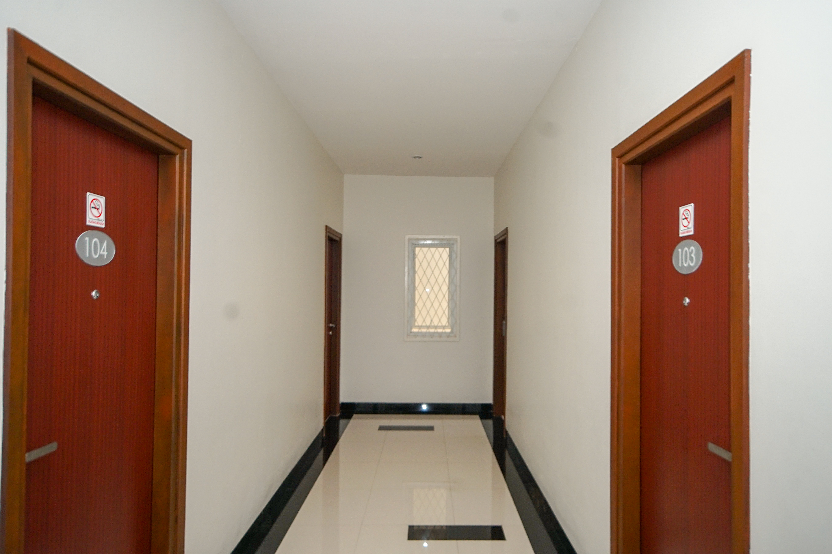 OYO 330 Diamond Executive Kost