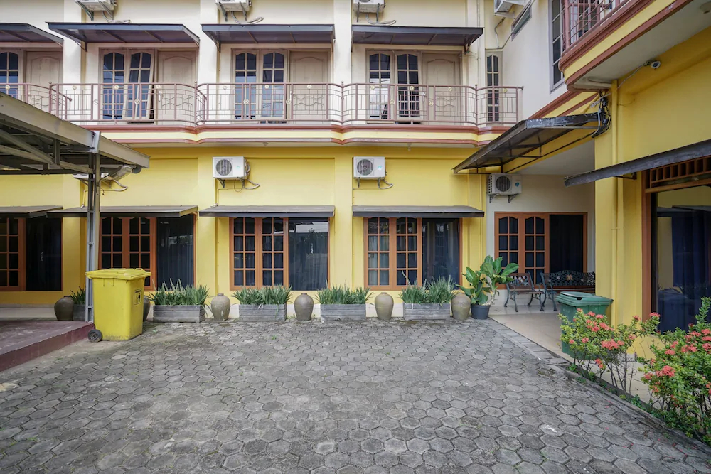 OYO 335 Wisma Empat Lima