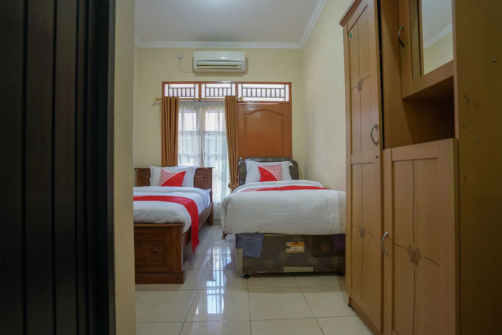 OYO 335 Wisma Empat Lima