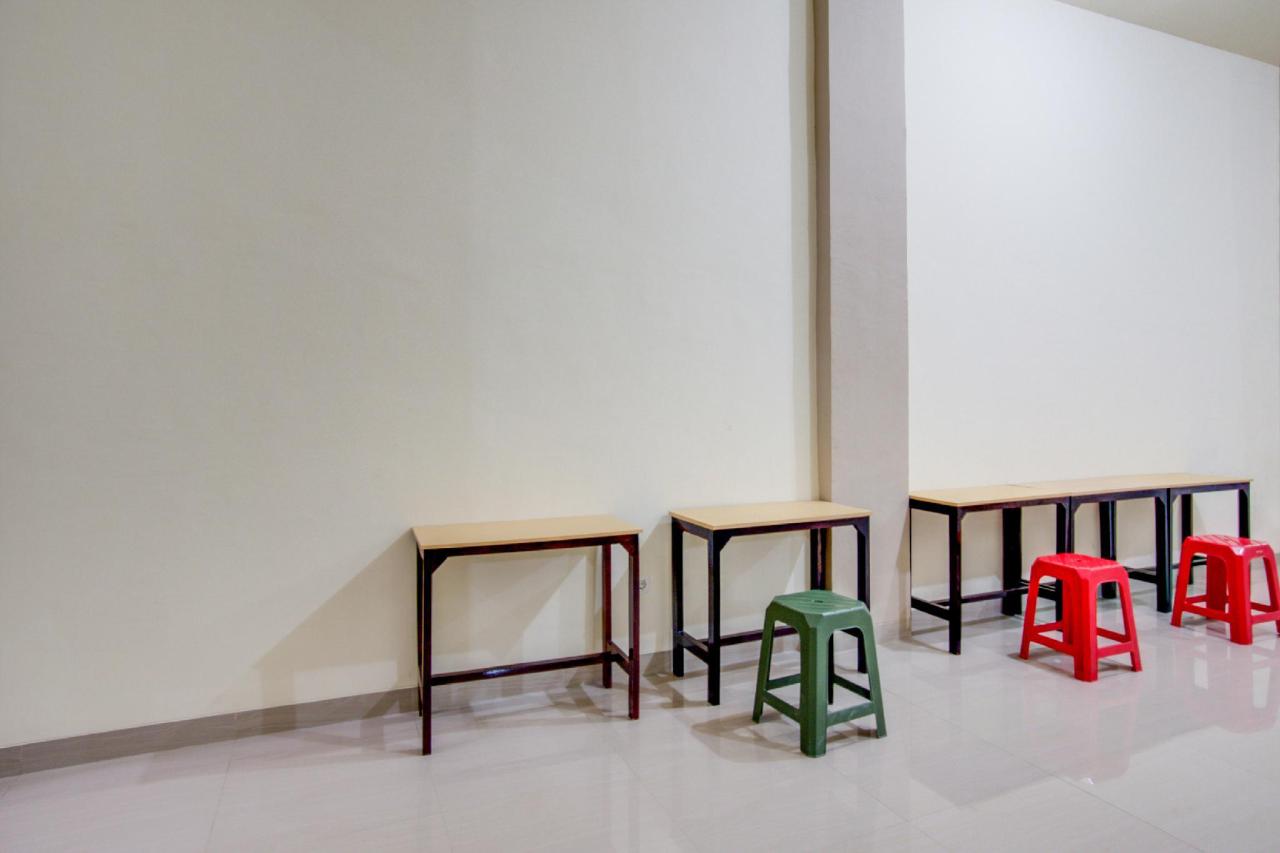 Patal Residence by OYO Rooms