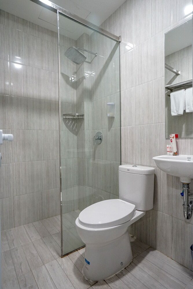 Rajawali Homestay By OYO Rooms