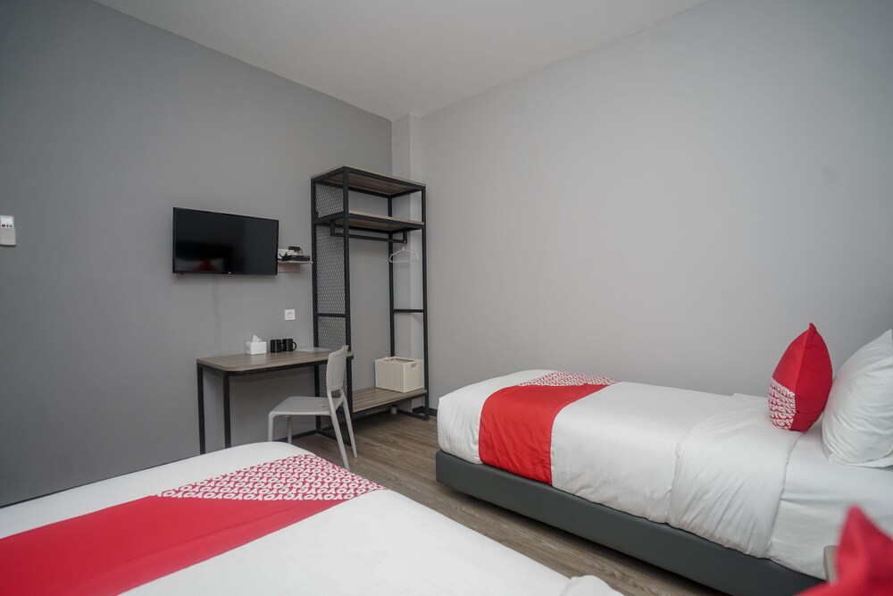 Rajawali Homestay By OYO Rooms