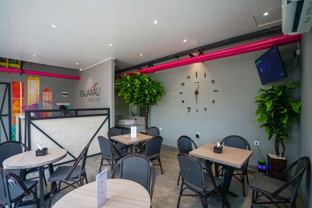 Rajawali Homestay By OYO Rooms