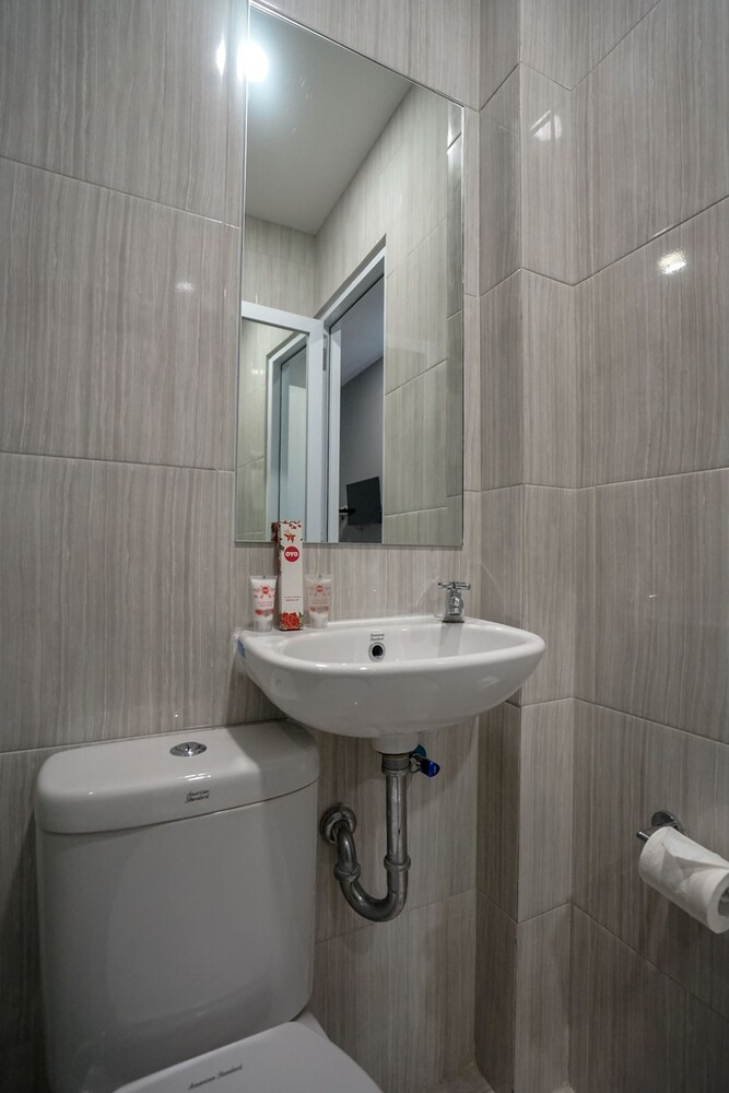 Rajawali Homestay By OYO Rooms