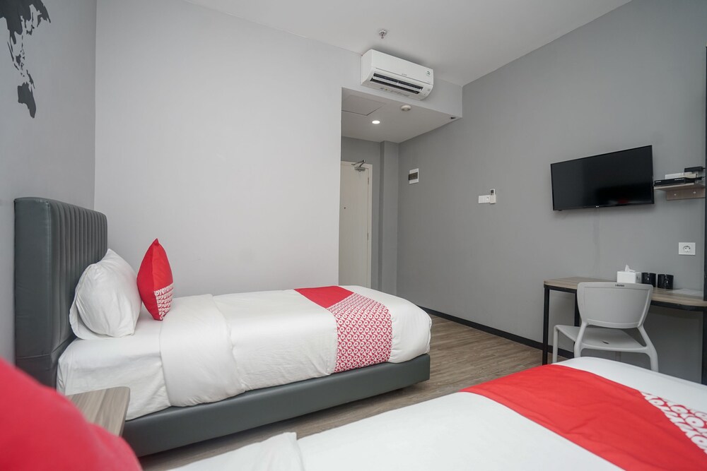 Rajawali Homestay By OYO Rooms