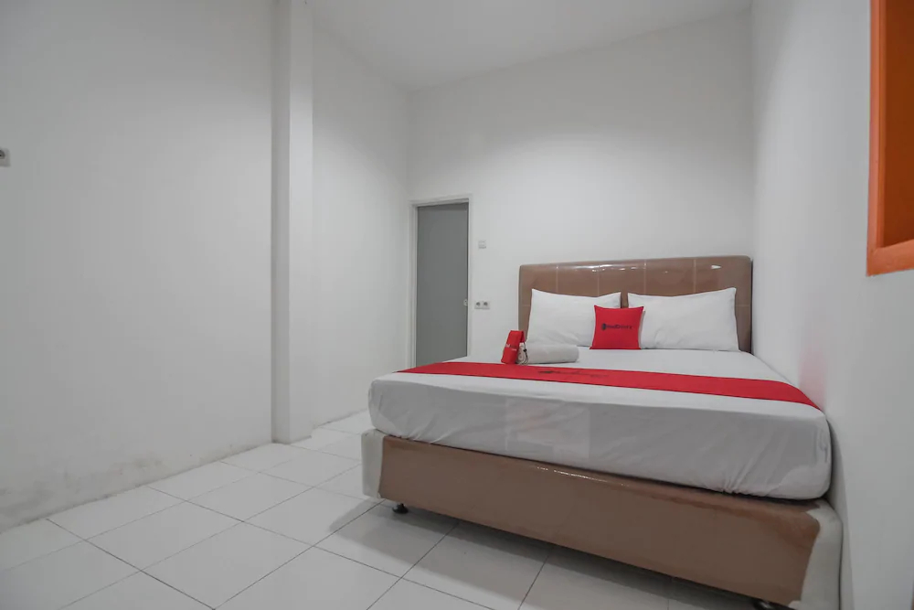 RedDoorz Near Trans Studio Mini Palembang