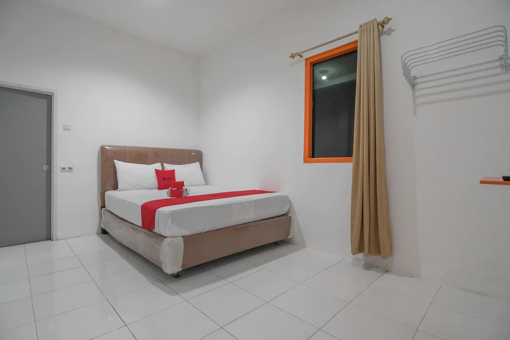 RedDoorz Near Trans Studio Mini Palembang