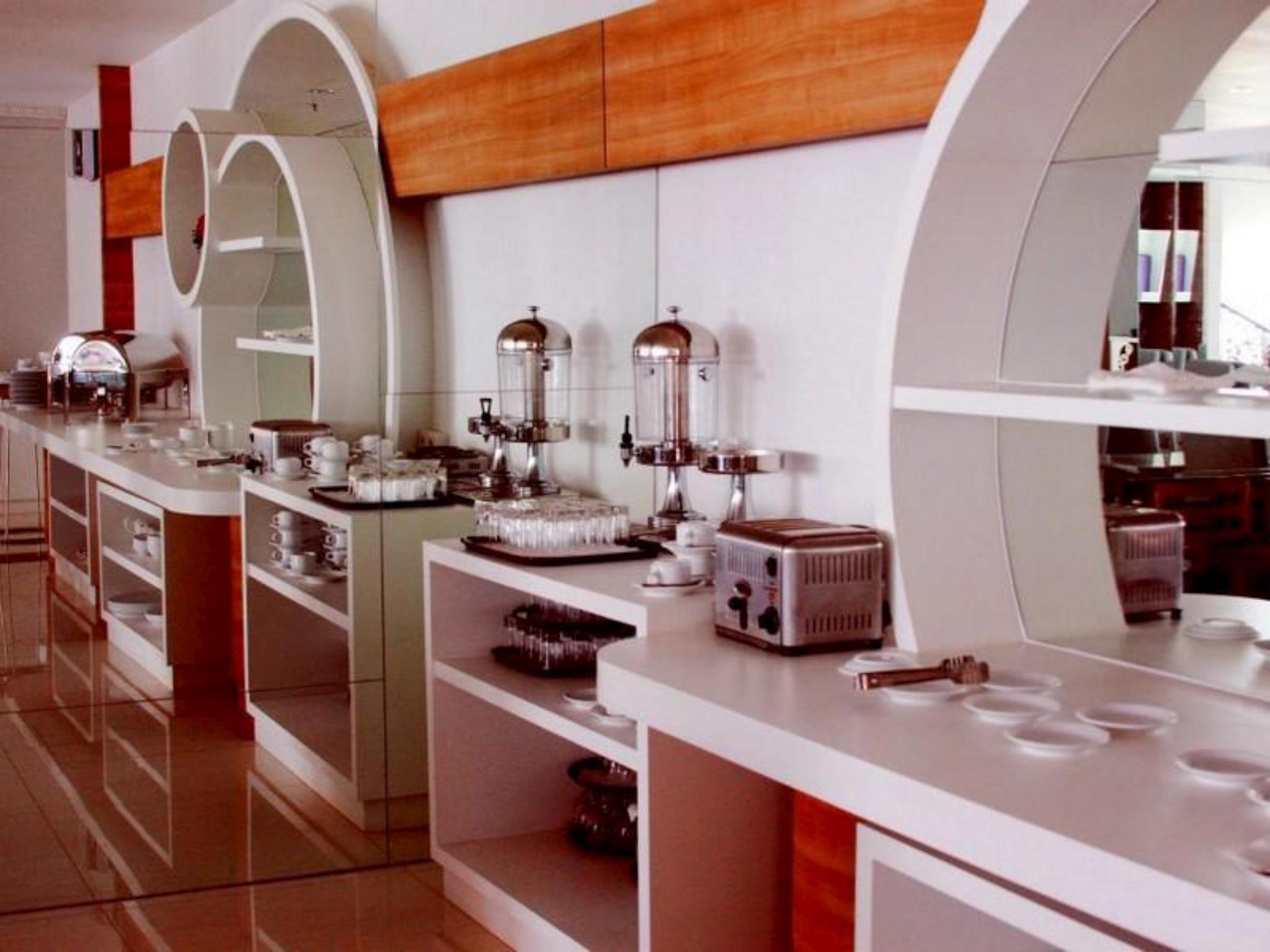 Rio City Hotel