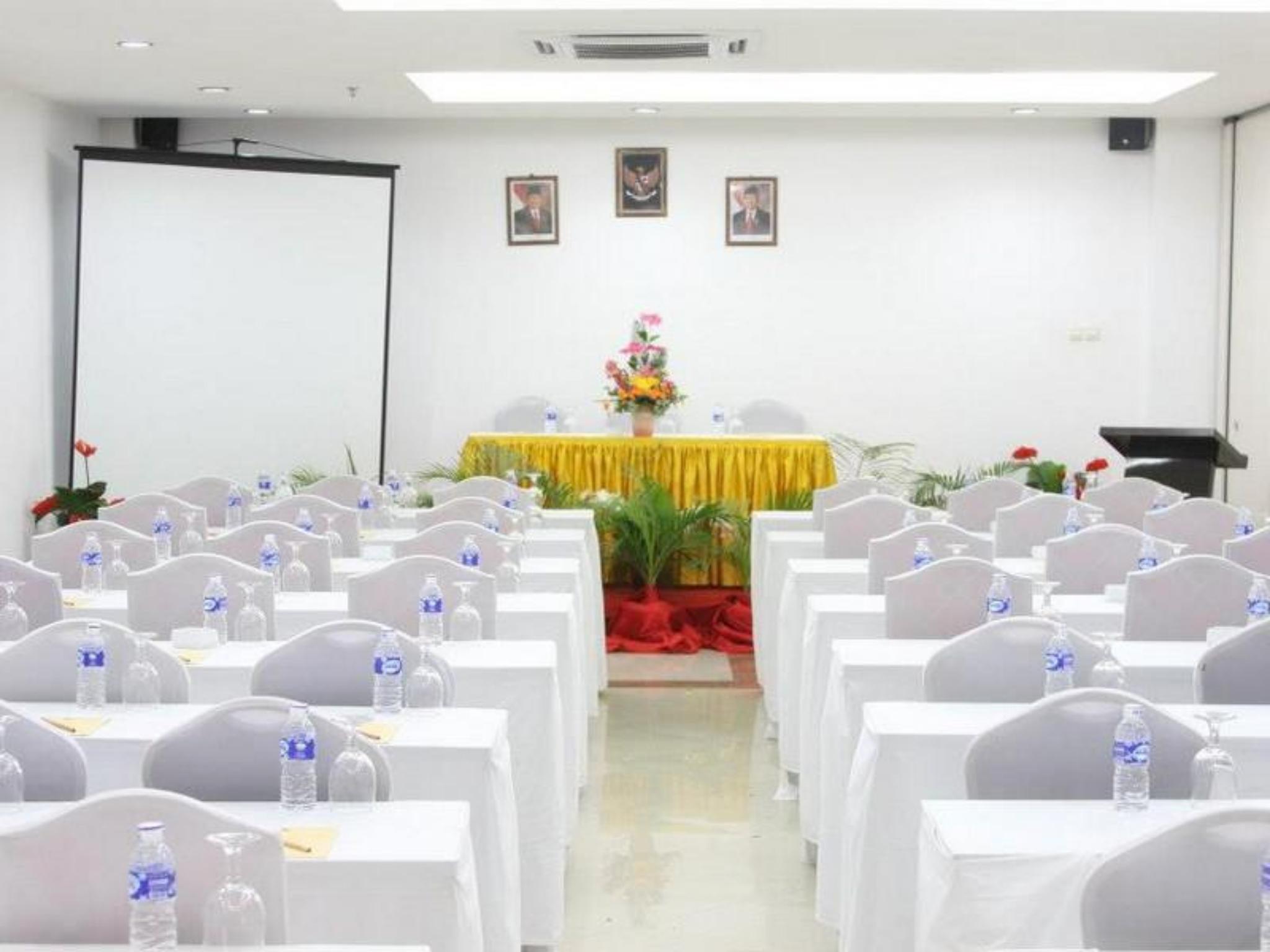 Rio City Hotel