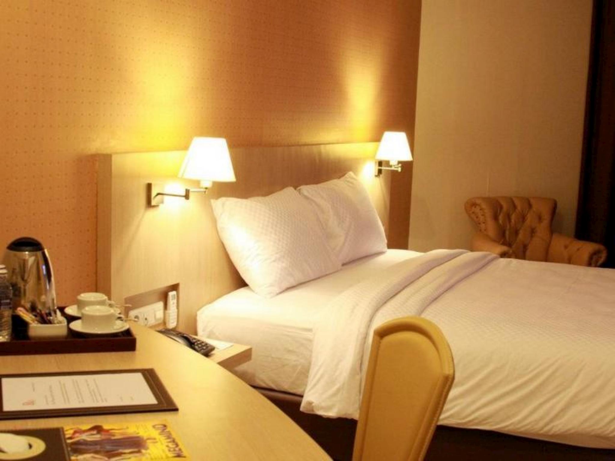 Rio City Hotel