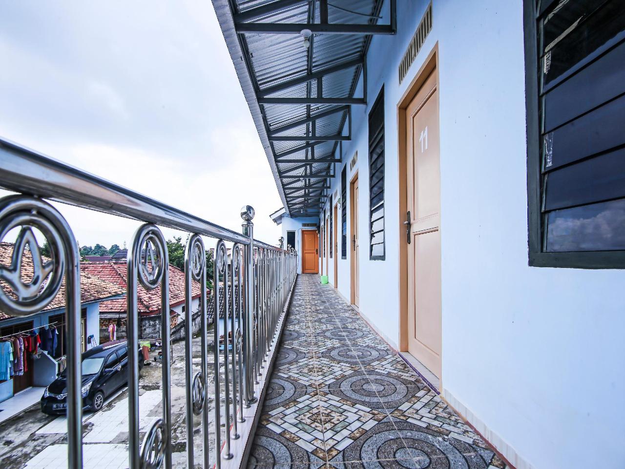 Spot On 90433 Serasi Kost