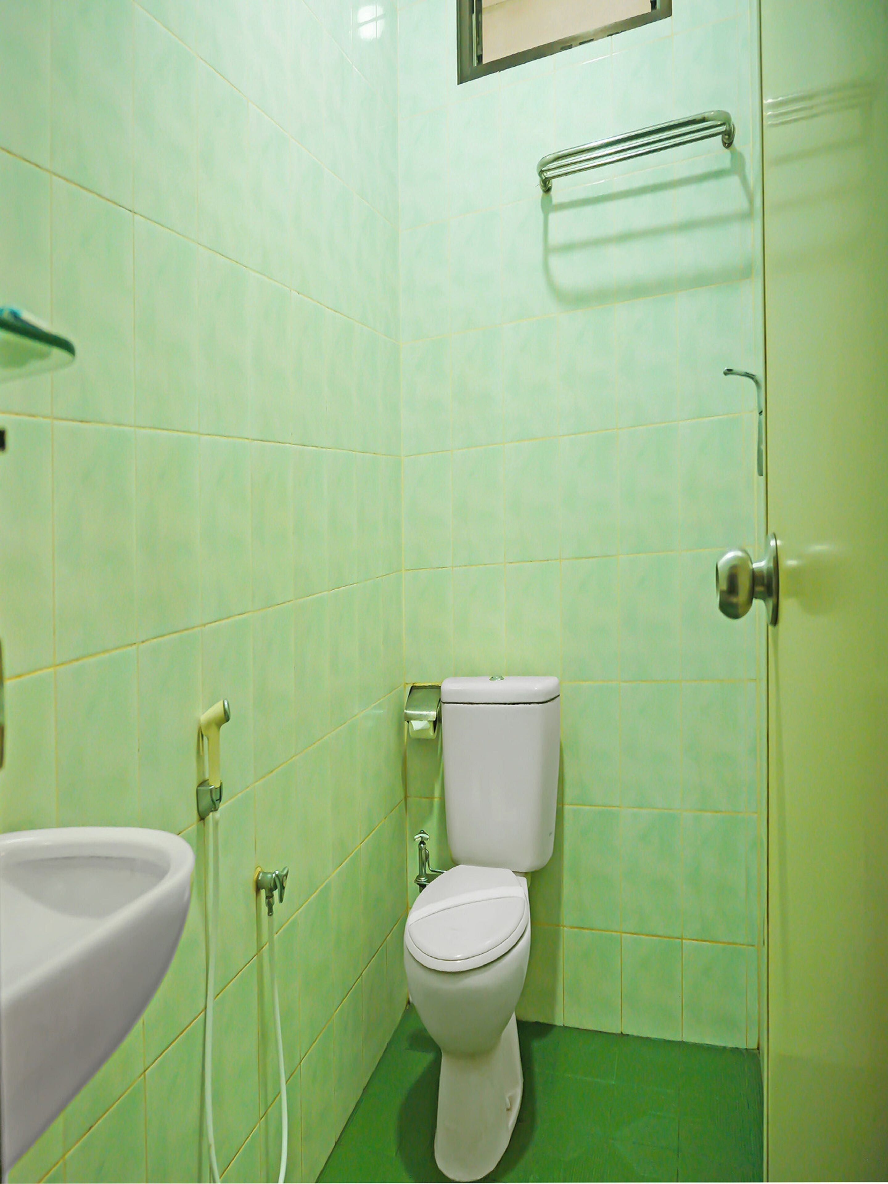 Super OYO Collection O 92690 Hotel Limas