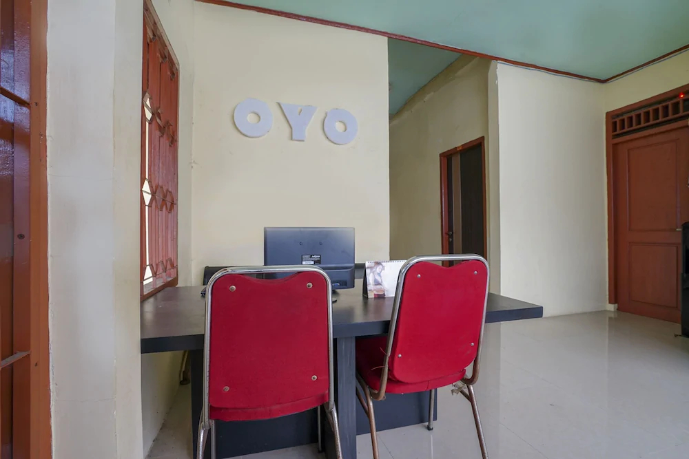 Triantama Kost Syariah by OYO Rooms
