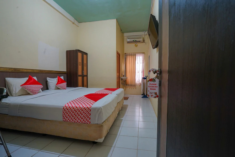 Triantama Kost Syariah by OYO Rooms