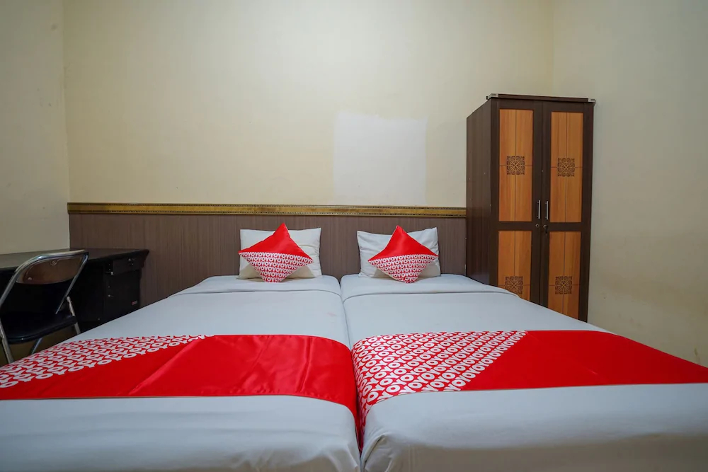 Triantama Kost Syariah by OYO Rooms