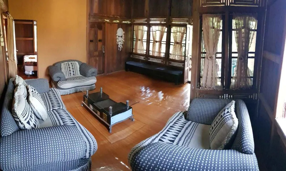 T Rooms Homestay Bandara