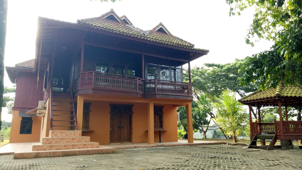 T Rooms Homestay Bandara