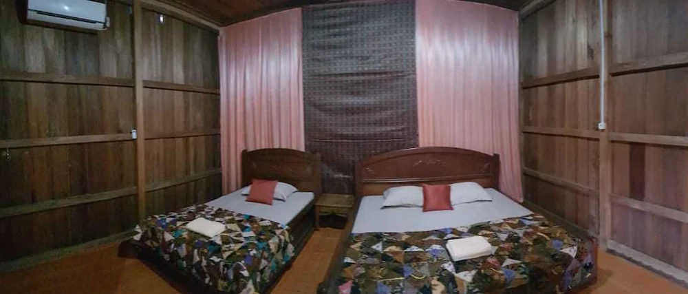 T Rooms Homestay Bandara