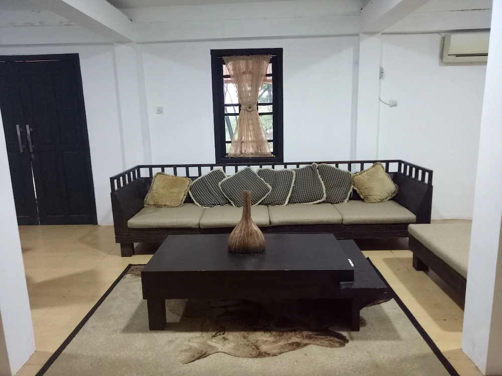 T Rooms Homestay Bandara