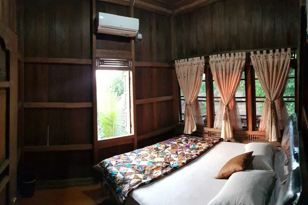 T Rooms Homestay Bandara