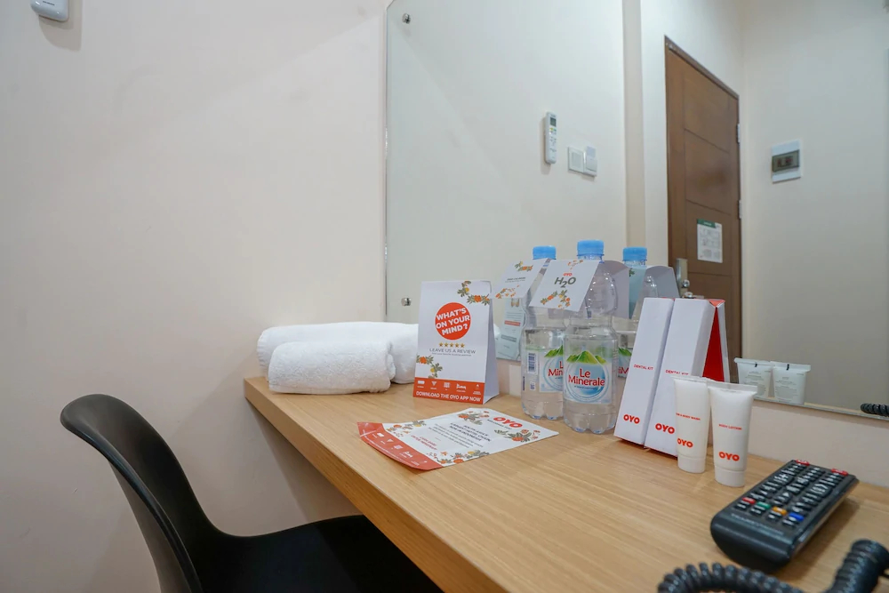 U Xpress Hotel by OYO Rooms