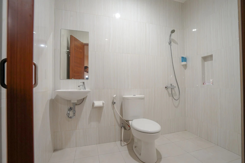 U Xpress Hotel by OYO Rooms