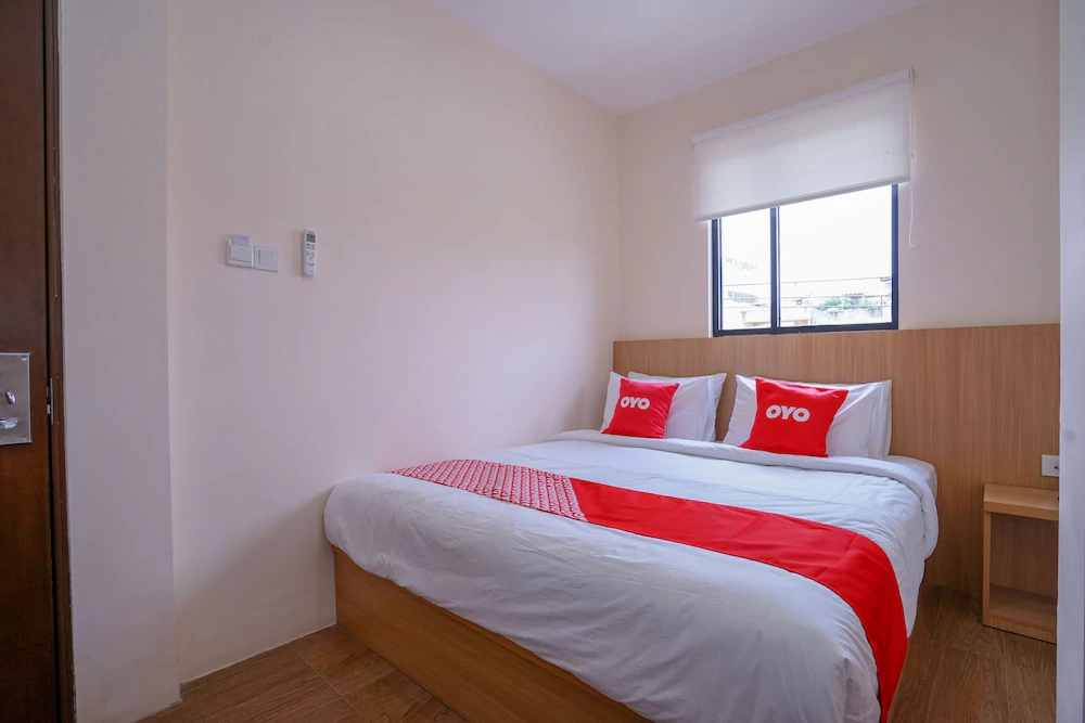 U Xpress Hotel by OYO Rooms