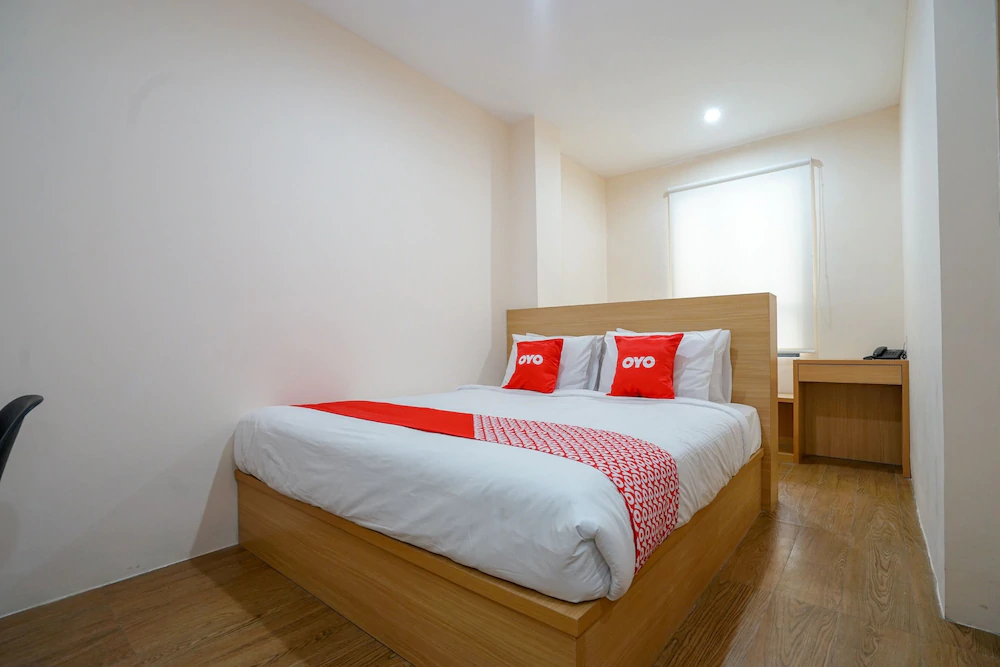 U Xpress Hotel by OYO Rooms