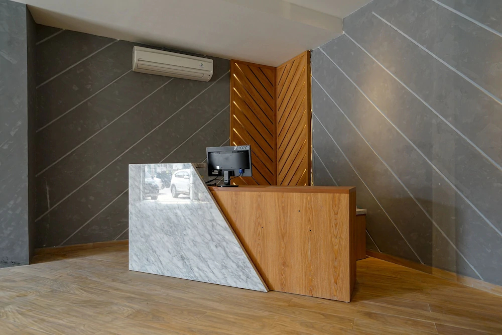 U Xpress Hotel by OYO Rooms