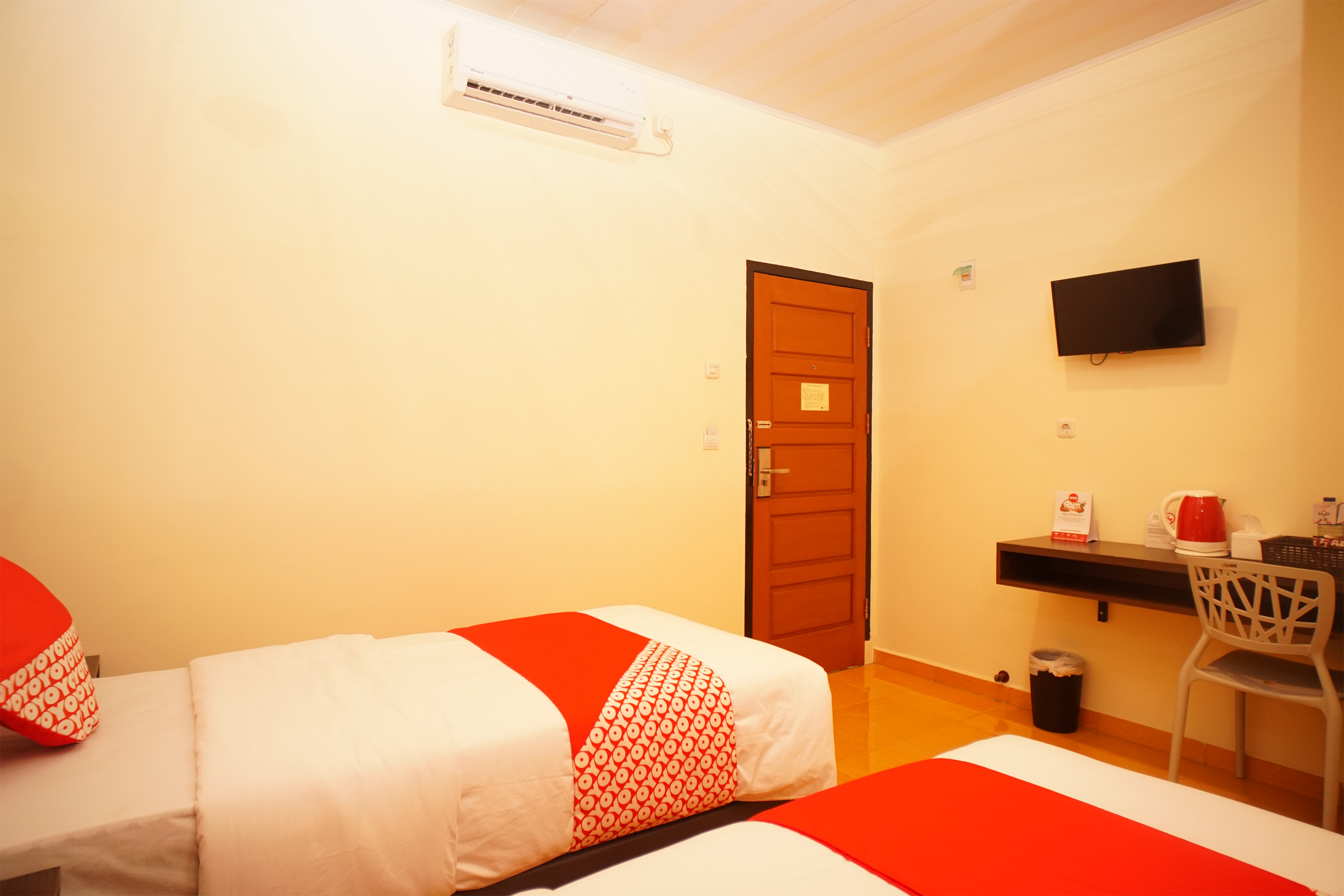 Winer Hotel by OYO Rooms