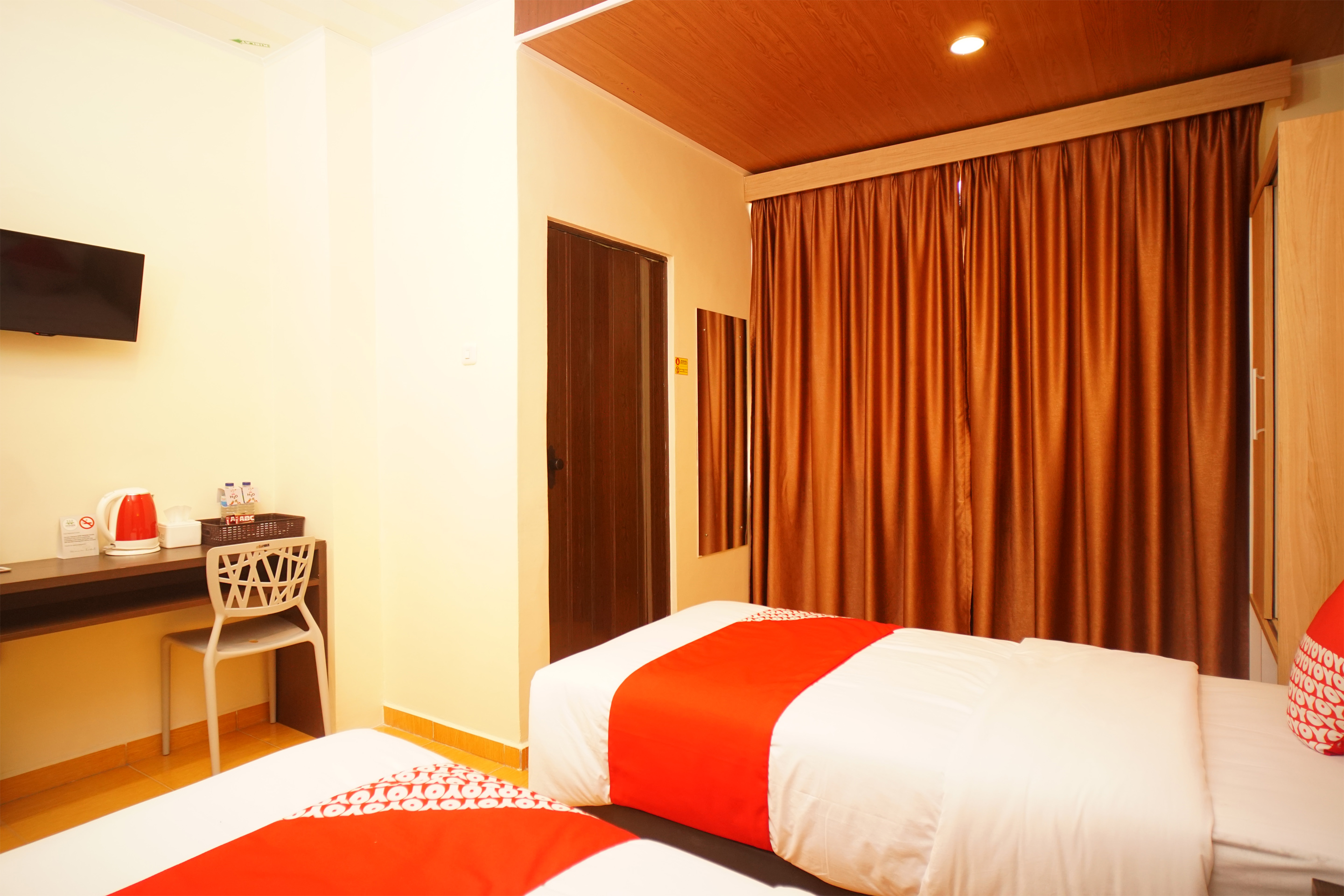Winer Hotel by OYO Rooms