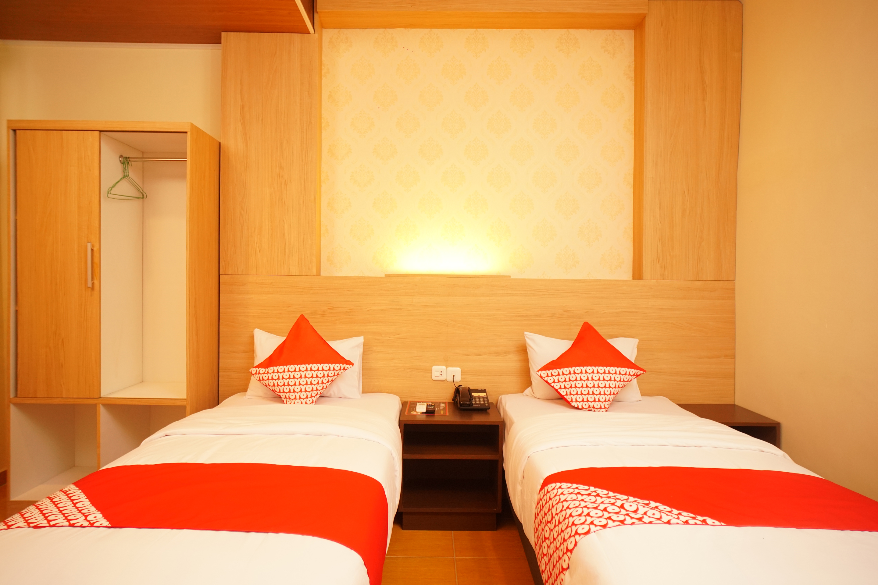 Winer Hotel by OYO Rooms