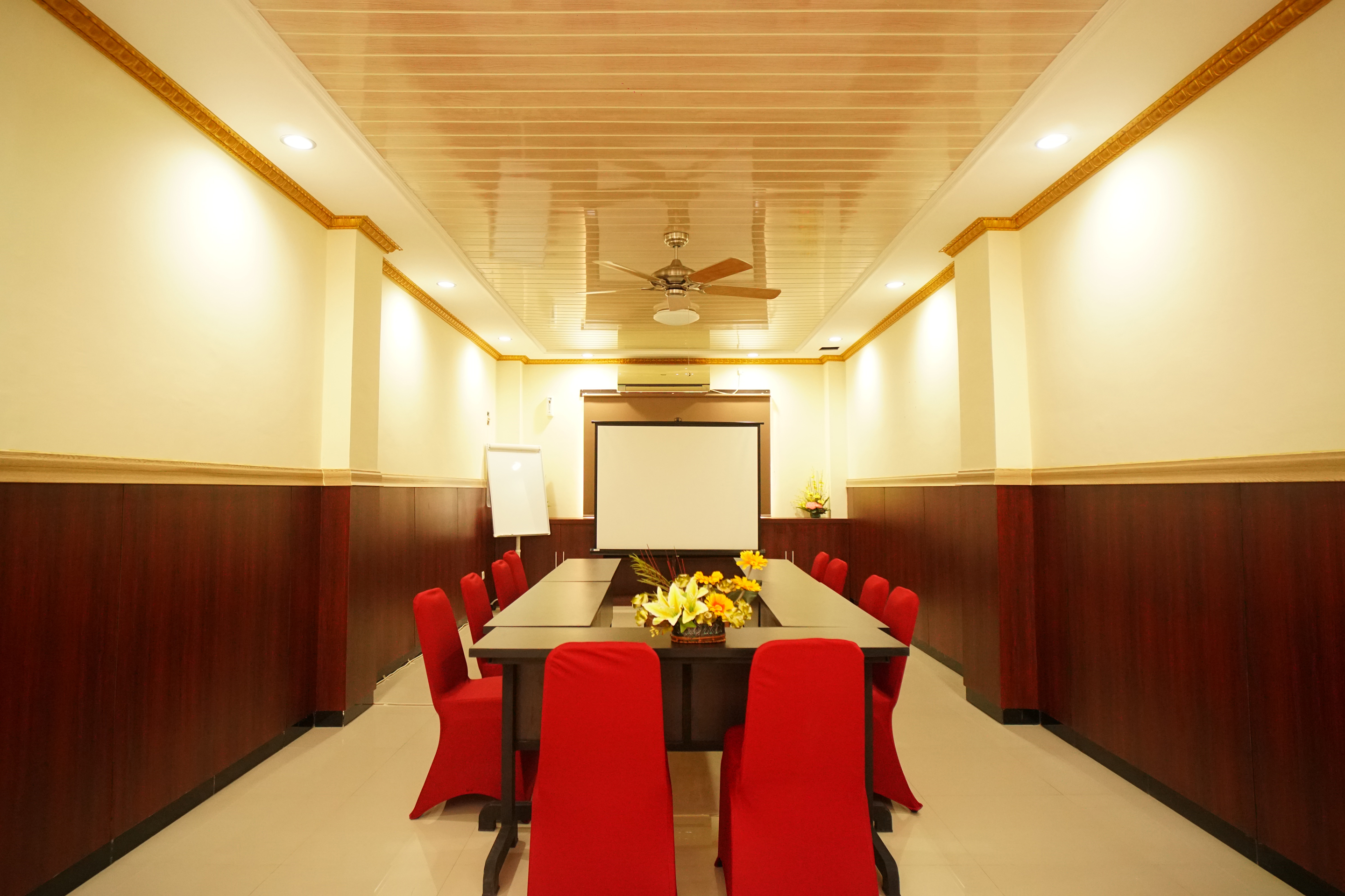 Winer Hotel by OYO Rooms