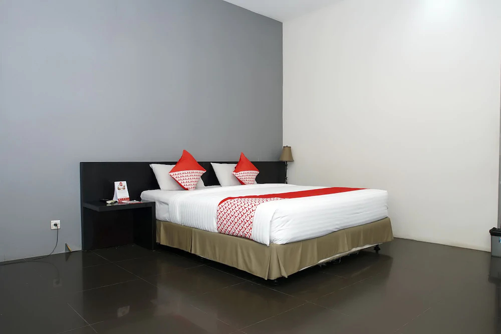 Wisma Grand Kemala by OYO Rooms