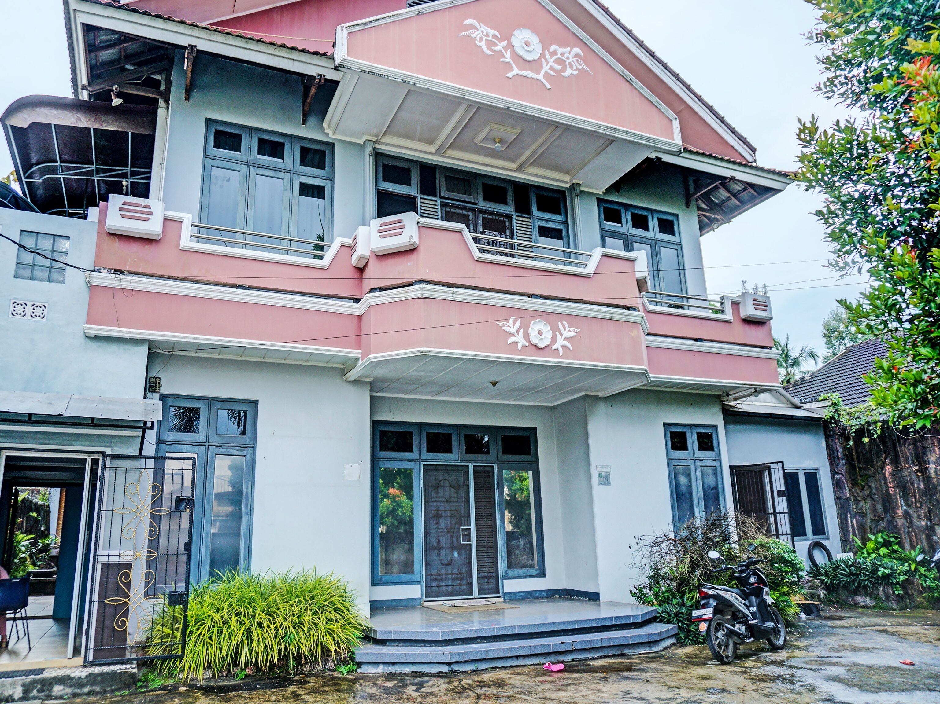 Wisma Inayah Syariah by Oyo