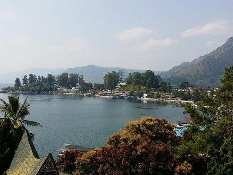 Danau Toba International Cottage