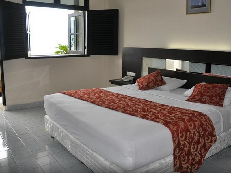 Danau Toba International Cottage