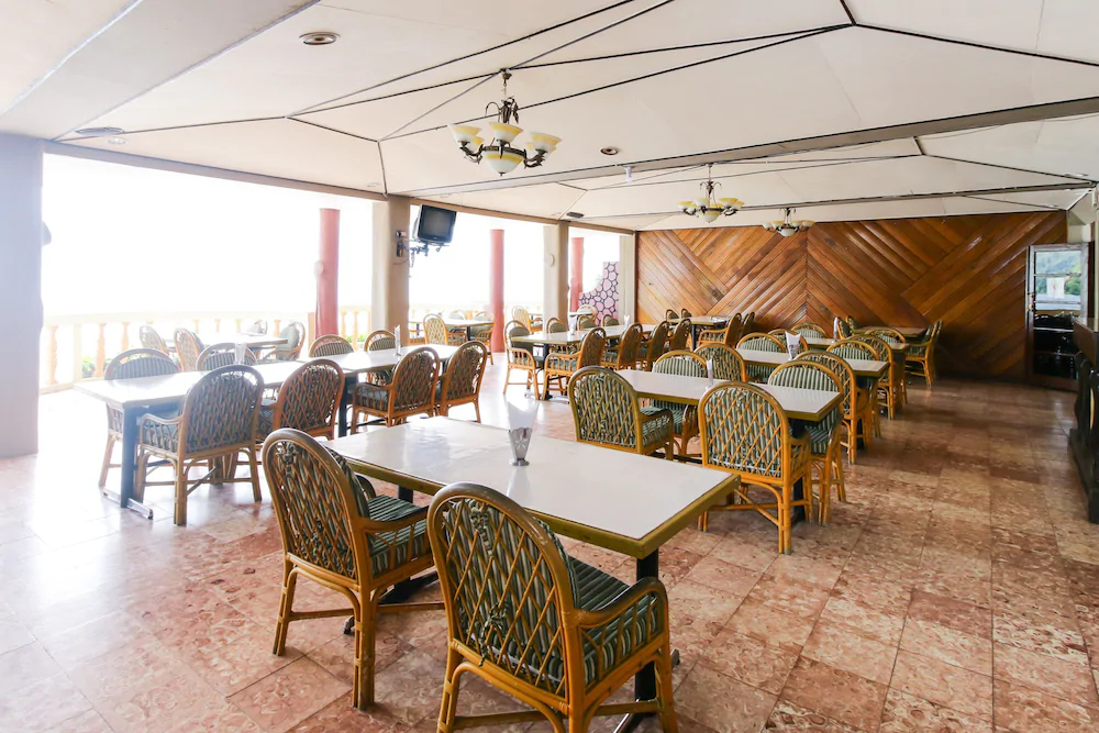 Darma Agung Beach Hotel by Airy Rooms