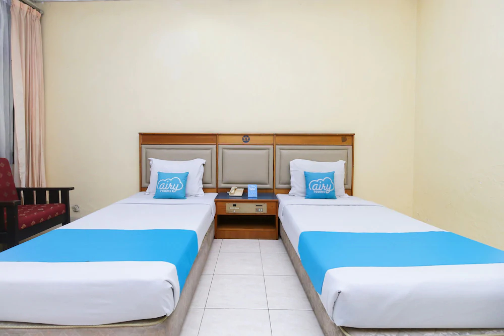 Hotel Danautoba by Airy Rooms