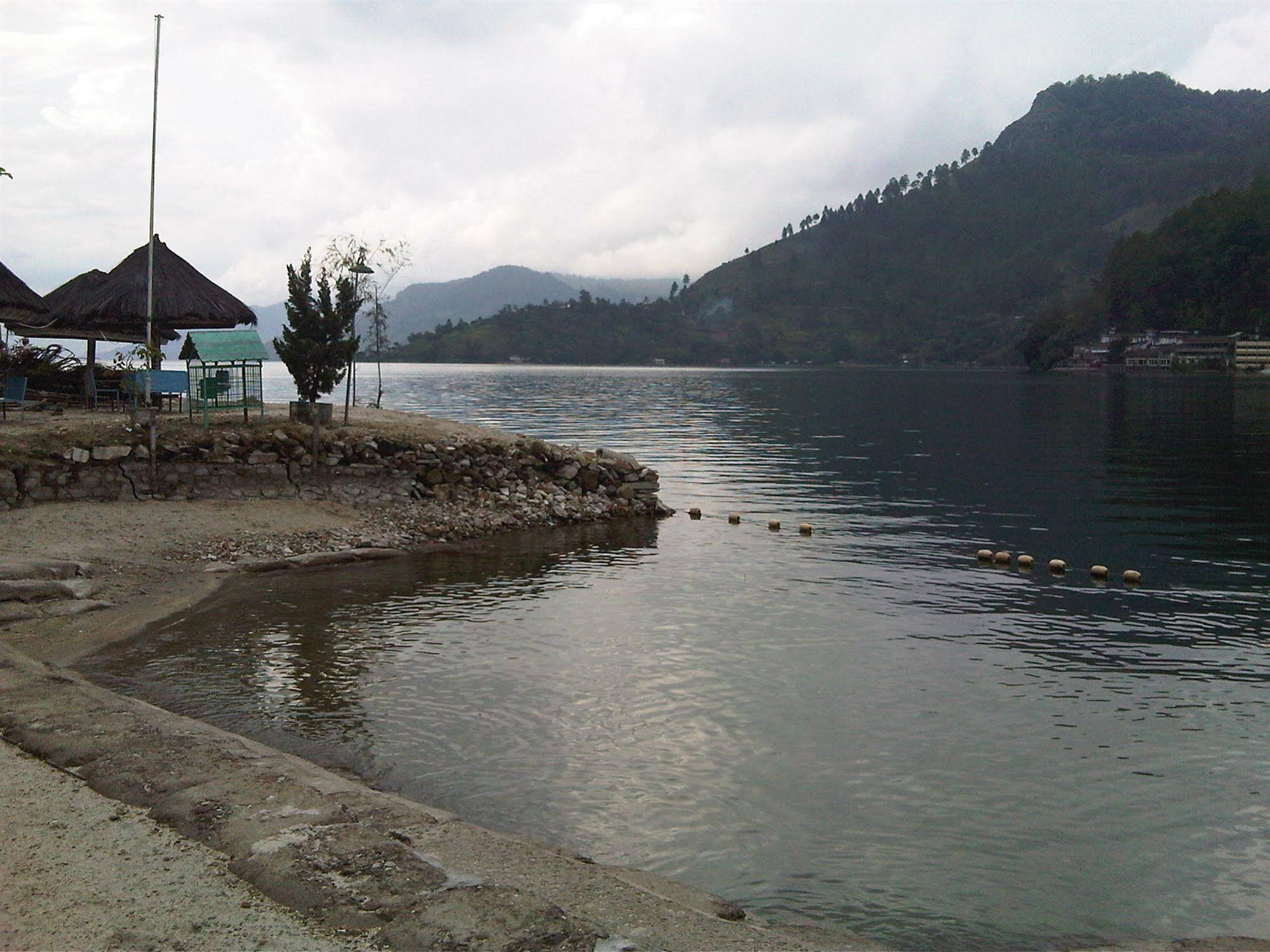 Hotel Pandu Lakeside Parapat