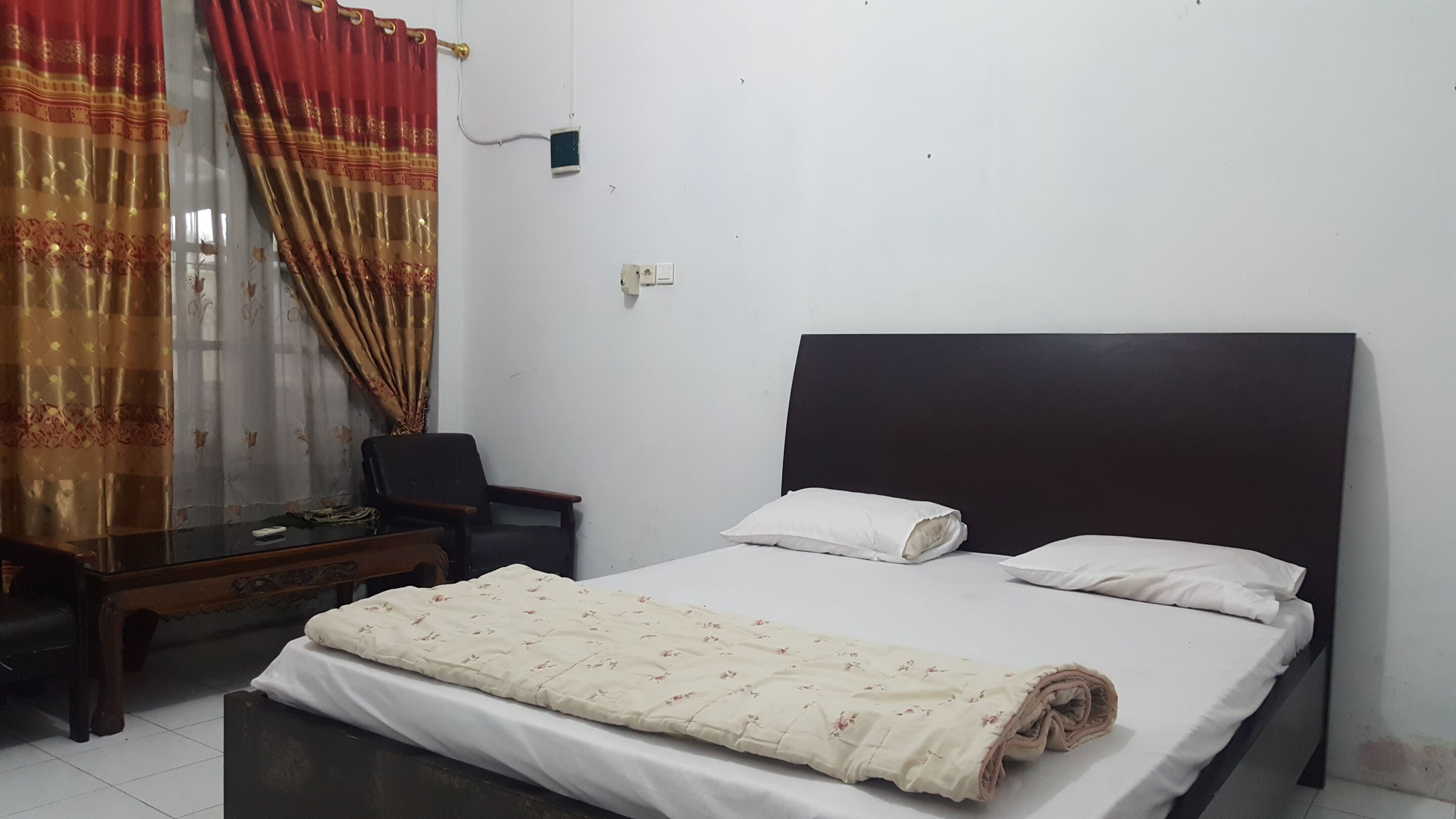 Penginapan Umi Rohana by OYO Rooms