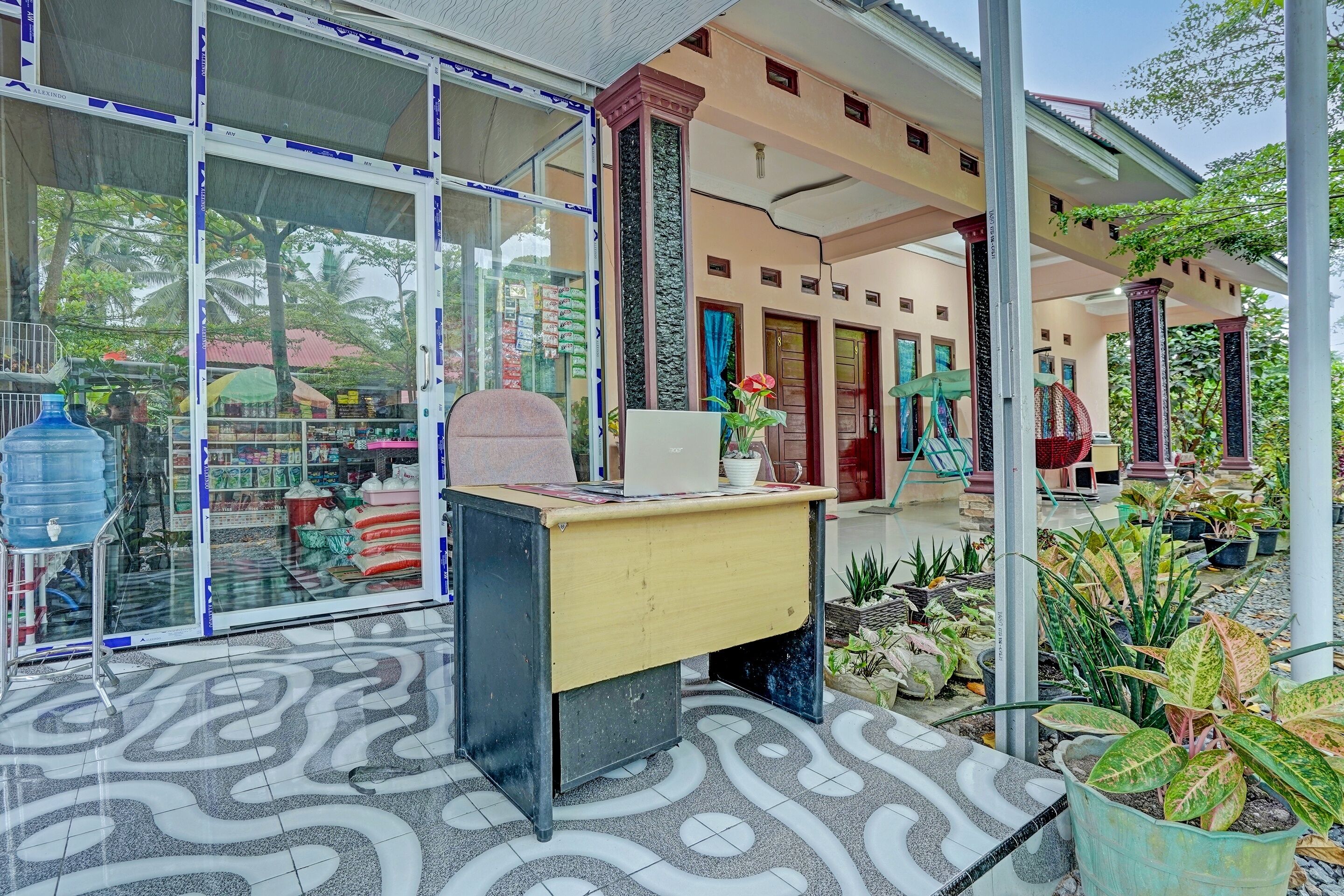 Efniati Homestay Syariah by OYO