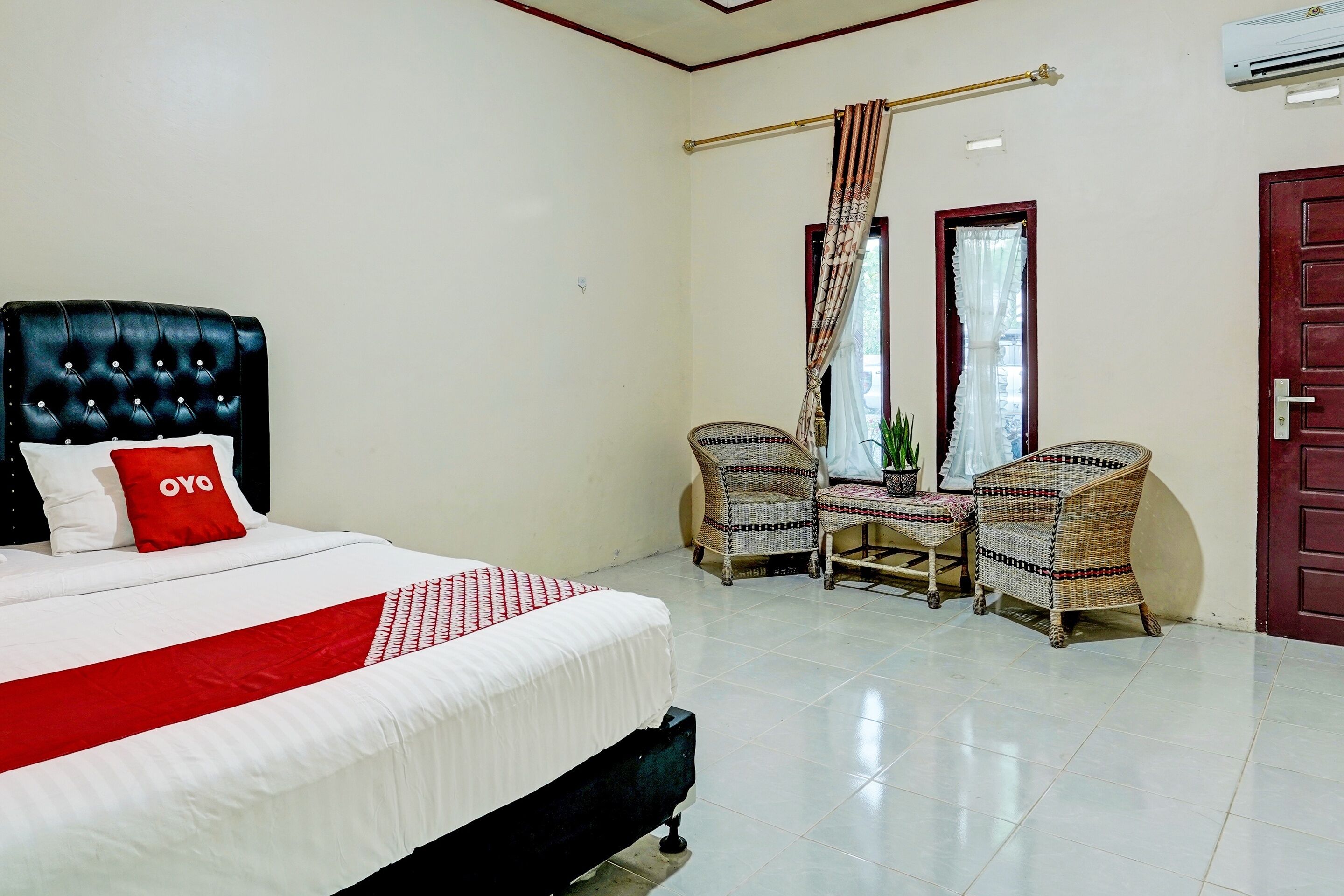 Efniati Homestay Syariah by OYO